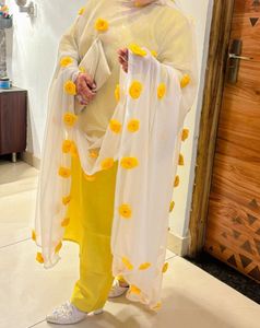 Beautiful Flower Work Dupatt