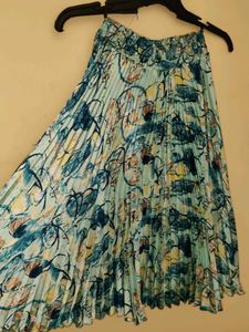 Pleated Maxi Flared Skirt