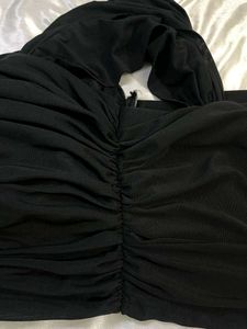 Chic Black Ruched Crop Top