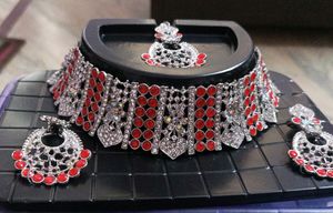 Red And Silver Jwellery Set