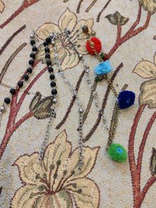 Necklace with freebie