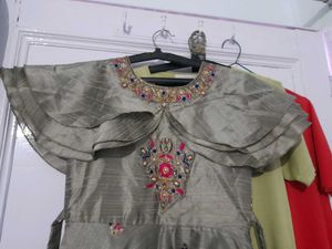 Girls Gown,like New