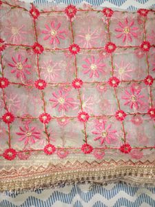 Beautiful Net Dupatta In Red,pink Flowers