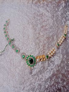Emerald &amp; Pearl Necklace