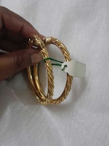 CITY GOLD BANGLES