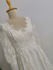 Vintage Lace Wedding Dress