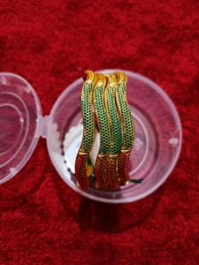 Very Pretty Bangle Set Of Four, Size 2.4