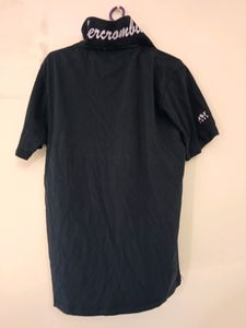 It's a Casual Navy Blue Tshirt