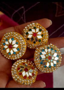 4 rajsthani mangtika( borla)