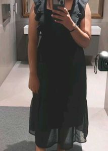 black dress