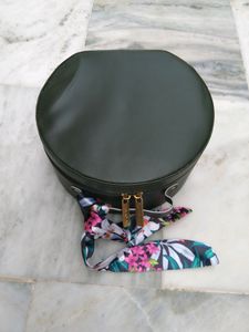 Mackup Vanity Box Olive Green