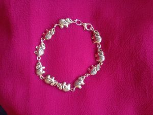 Beautiful Elephant Charm Bracelet