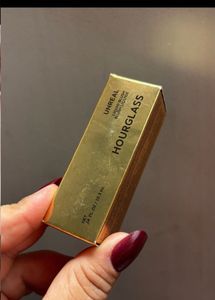 HOURGLASS Unreal Liquid Blush