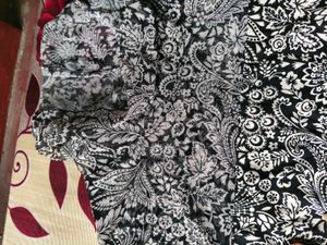 Plus Size Floral Print Top