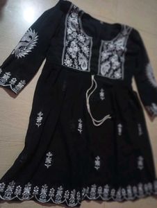 Elegant Chickankari Black Embroidered Kurta