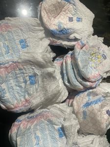 L Size Mamy Poko 34 Pcs