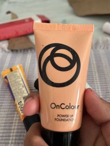 Oriflame Foundation(free Gifts)