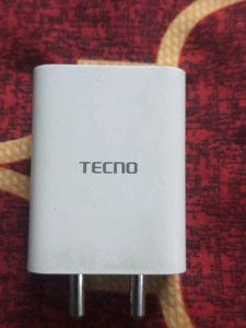 33 Watt Charger