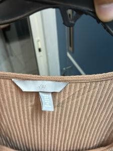 H&amp;M Ribbed Top (M)