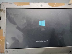 Asus Laptop NO HARDDISK Only Run On Ac