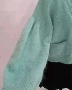 Stylish loose fit Embellished korean Sw