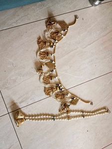 Gorgeous Gold &amp; White Tassel Embellishment