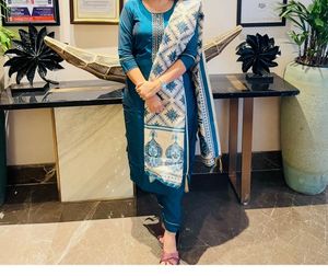 Elegant Teal Kurta Set