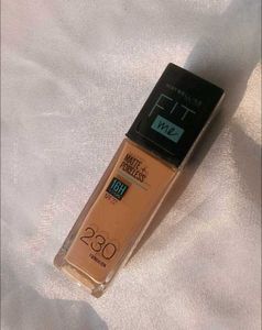 Maybelline New York Foundation Shade No.230