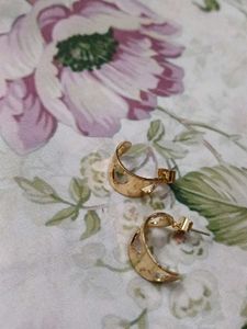 Gold Heart Hoop Earrings