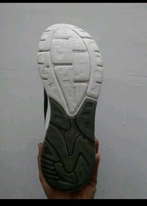 ✨🔥 ORIGINAL ✨ 🔥 Red Tape Casual Sneakers..