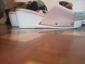 Fashionable Peach Bow Sandals