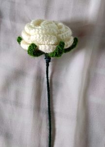 Crochet White Rose
