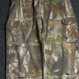 AUTHENTIC REALTREE CARGO