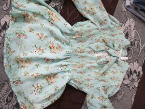 Woman  Georgette Top