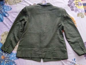 Stylish Women's Olive Green Blazer