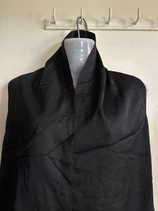 Chic Black Sleeveless Top