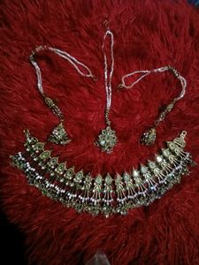 Necklace Set