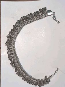 Silver choker