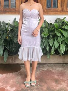 Elegant Strapless Midi Dress