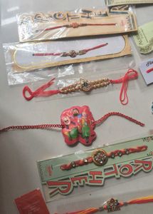 12 Combs Rakhi