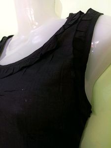 ( NEW UNUSED ) BLACK COTTON TOP