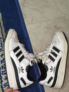 Adidas Shoes With Size 4