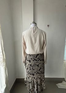 Elegant Blouse &amp; Paisley Ruffle Skirt Set