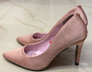 Pink Pointed Heels
