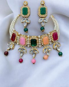 Classic Elegance Gem Choker Set🌸