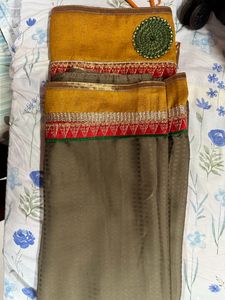 Beautiful Festive Saree With Trending Border