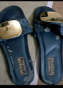 Combo Of Five Slippers In 5:5 Size Good Condition