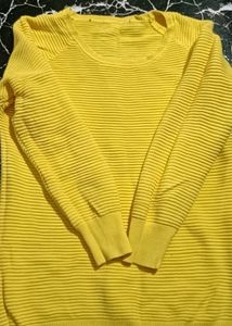 Yellow Sweatshirt...🧡💛