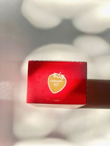 Dot&amp;key Strawberry Dew Tinted Sunscreen SPF 50 +++