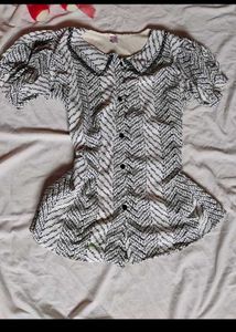 Patterned Peter Pan Collar Top